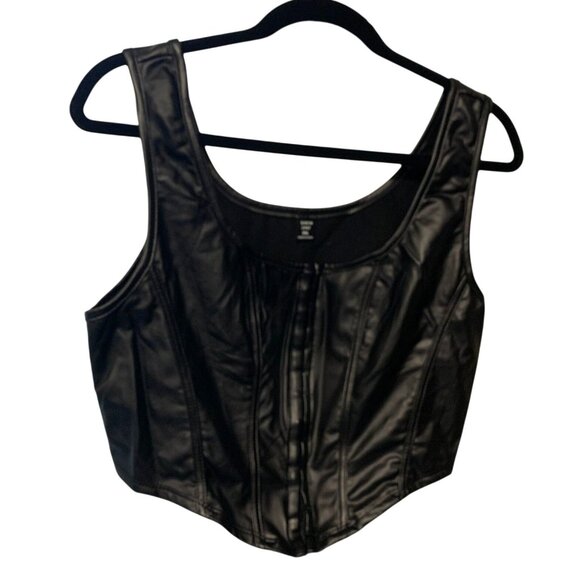 SHEIN Tops - Shein Curve Womens Size 0XL Tank Black Faux Leather Sleeveless Shirt Crop Top Gr